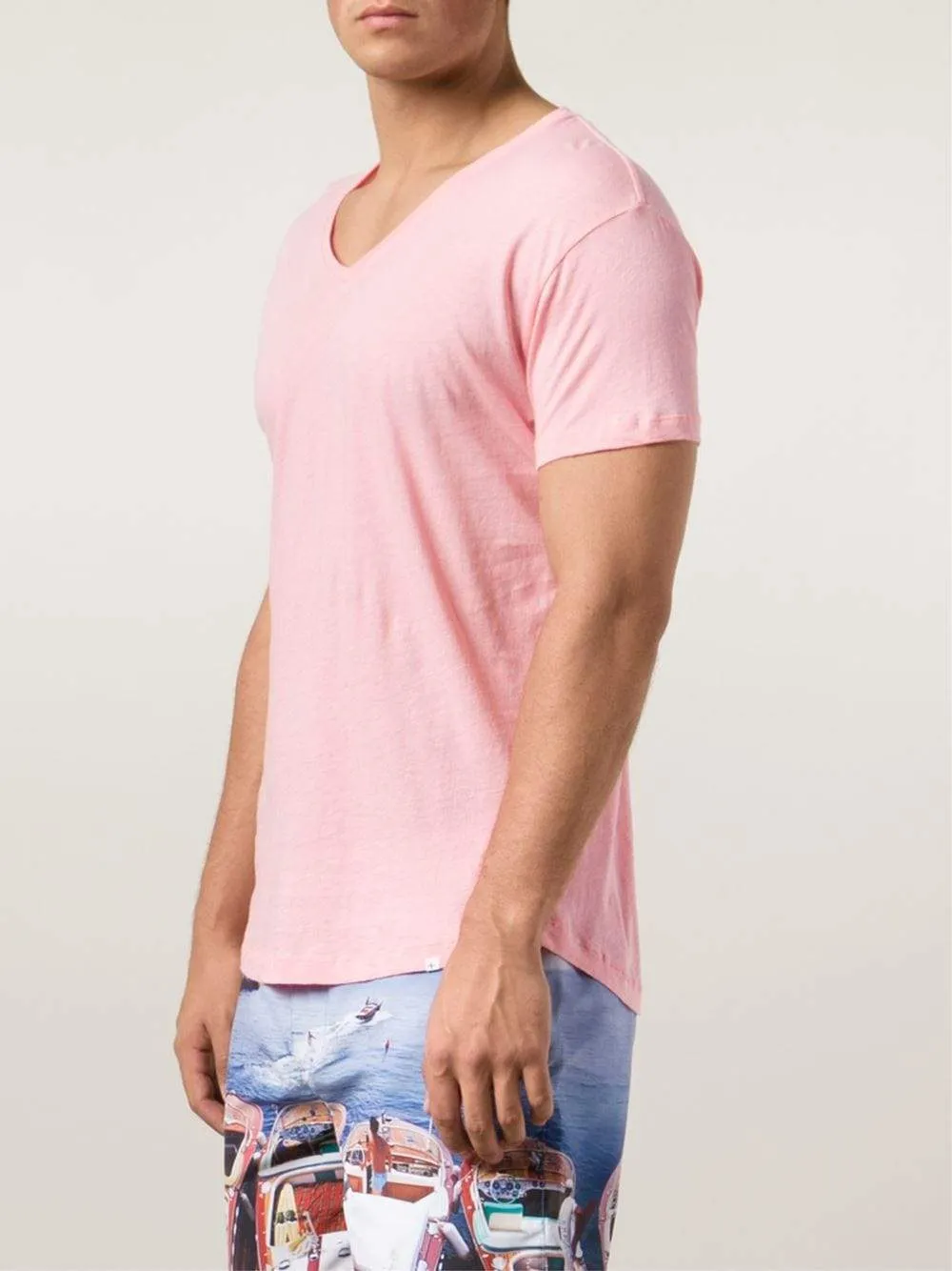 Bobby V-Neck T-Shirt