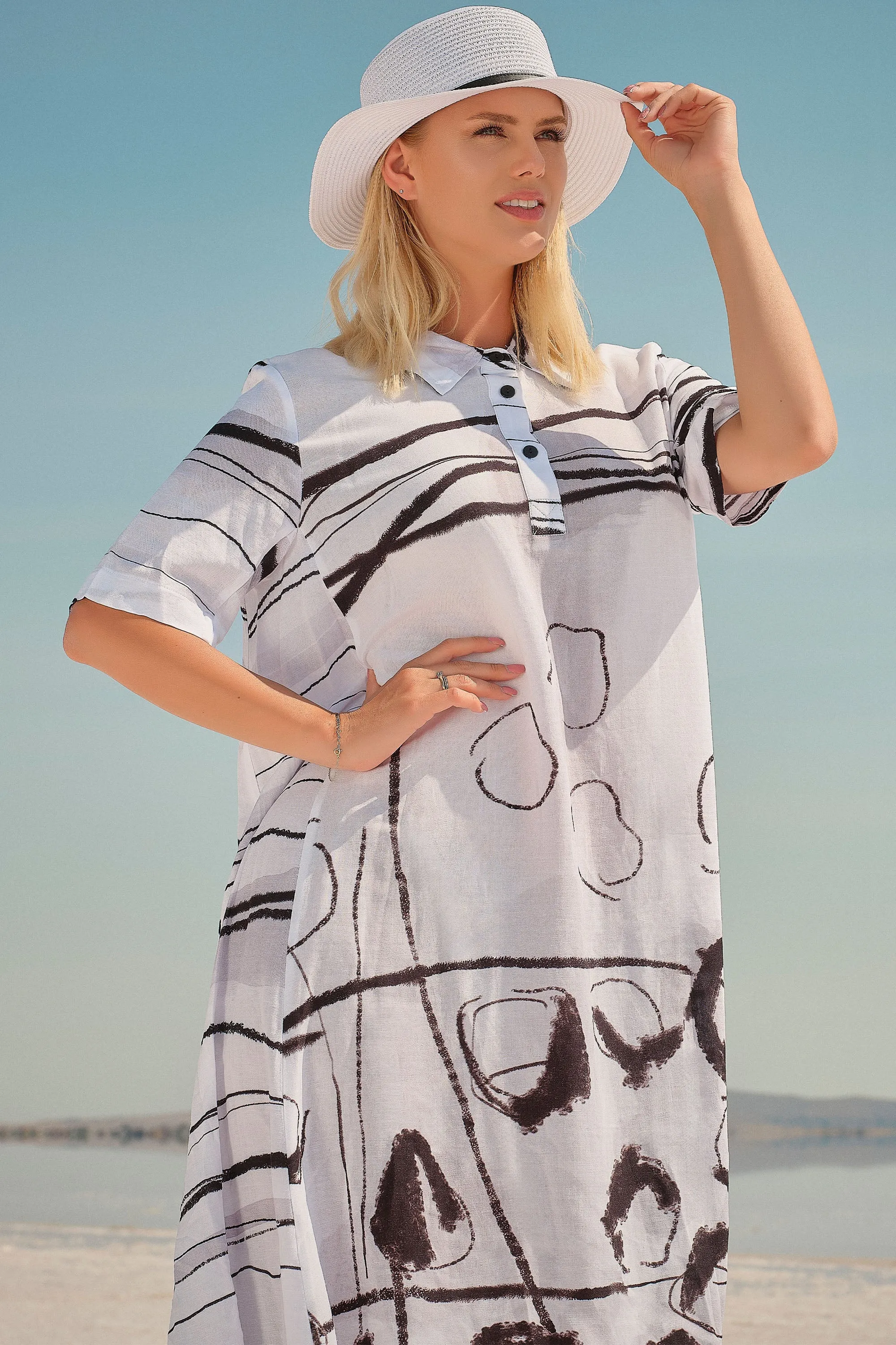 BUBBLY SEASON DRESS WITH COLLAR